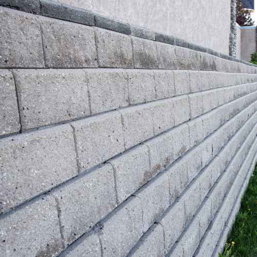 Retaining wall